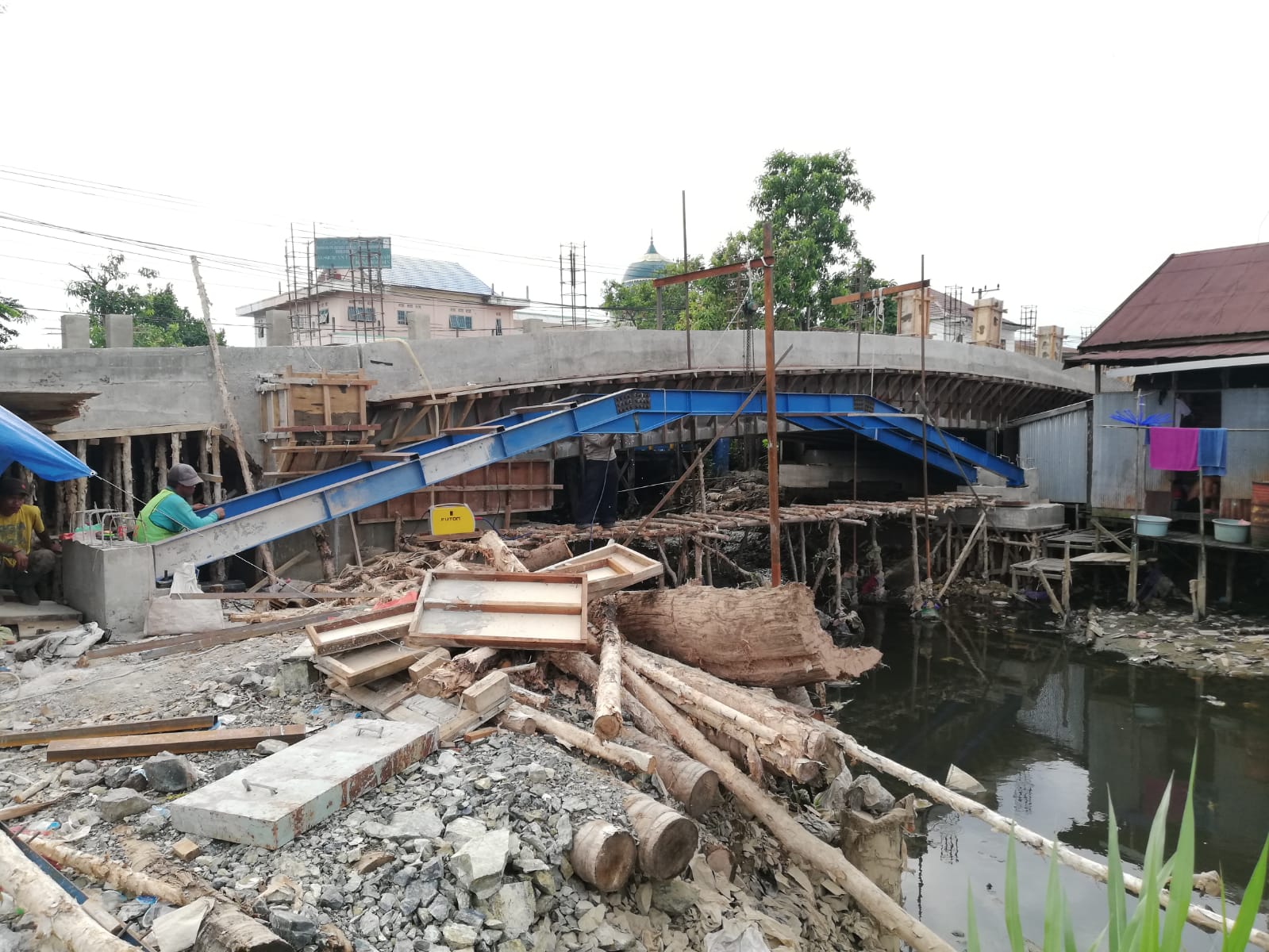 Koneksi Pipa Di Tembus Mantuil Distribusi Air Di Banjarmasin Terganggu