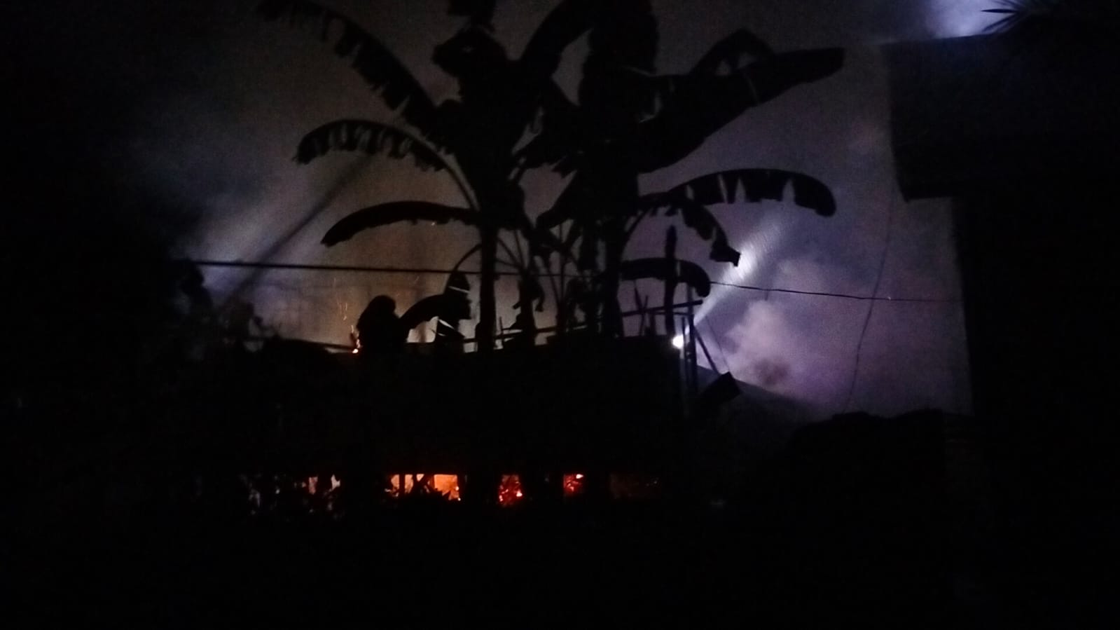 “Si Jago Merah” Hanguskan Dua Kontrakan Empat Pintu di Paringin