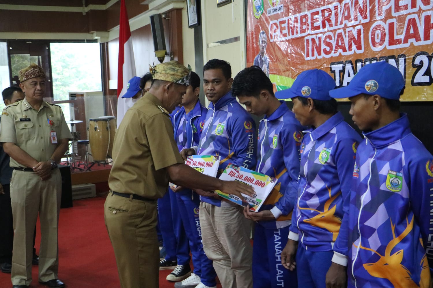 Pemkab Tala Kucurkan Bonus 9 Miliar Lebih Untuk Atlet dan Pelatih Porprov XI