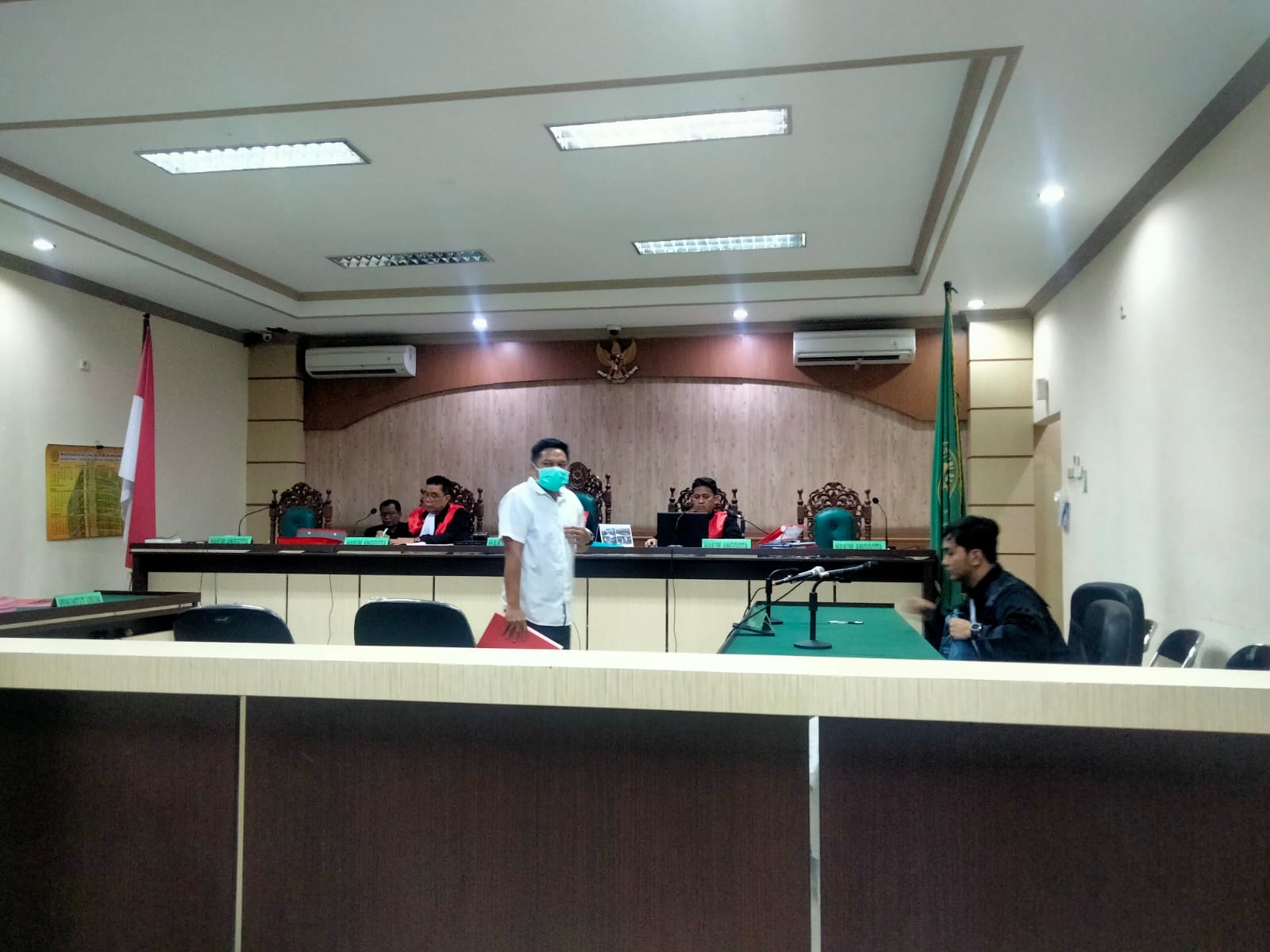 Tidak Ditahan Hingga Penuntutan,  Pemilik Perusahaan dan Pelaksana  Galangan Kapal di PT Kodja Bahari Dituntut 9 Tahun Penjara