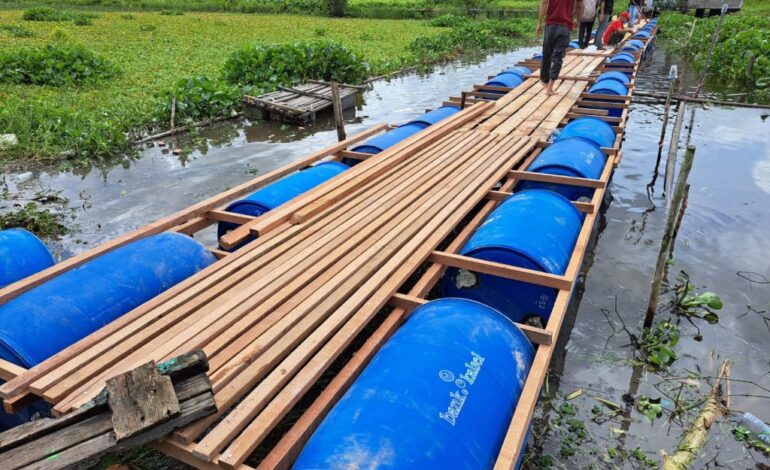 Bantu Pembangunan Jembatan Apung, Terima Kasih Bank Kalsel