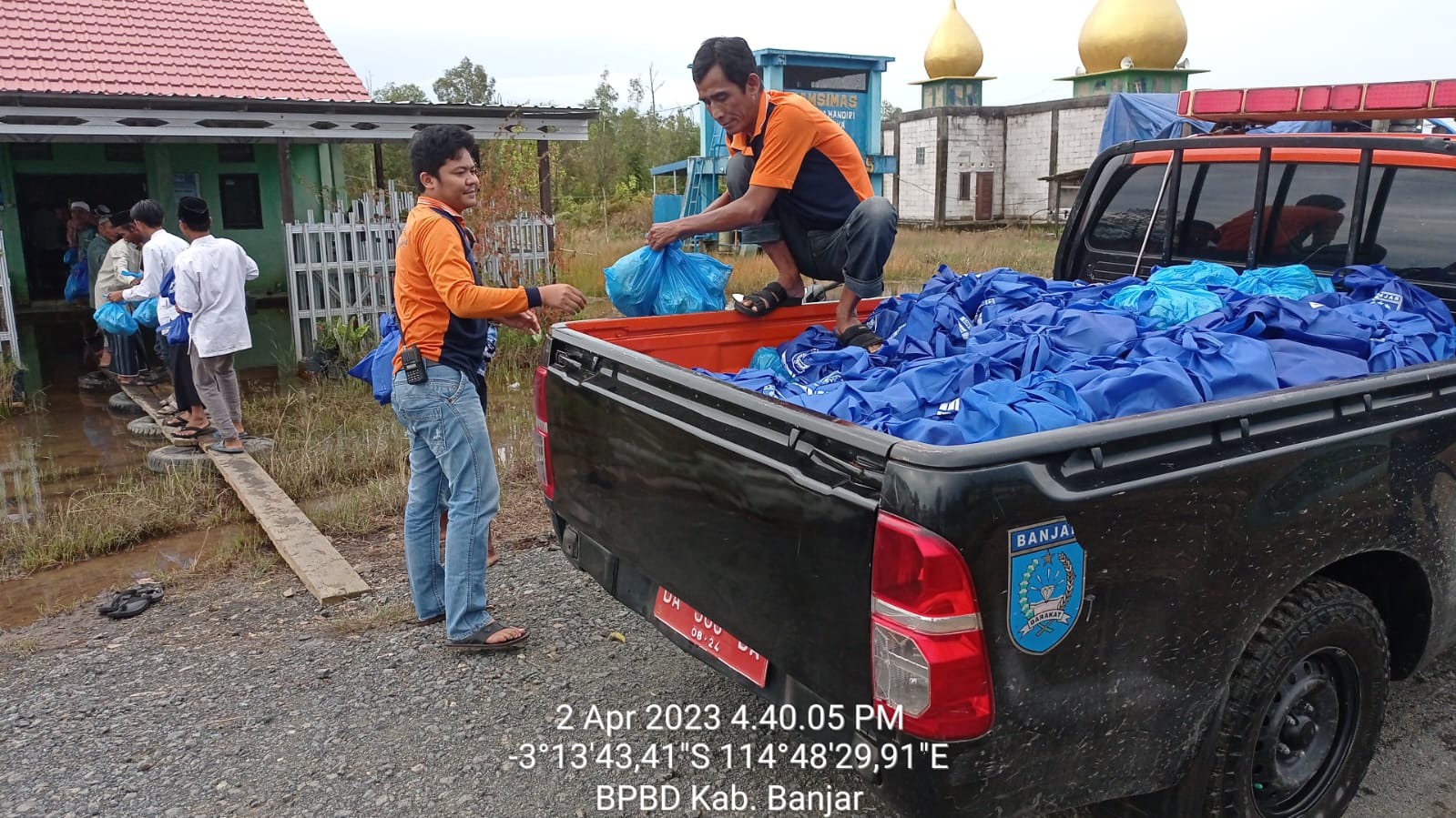 Banjir di Kabupaten Banjar Berangsur Surut, Bantuan Terus Mengalir