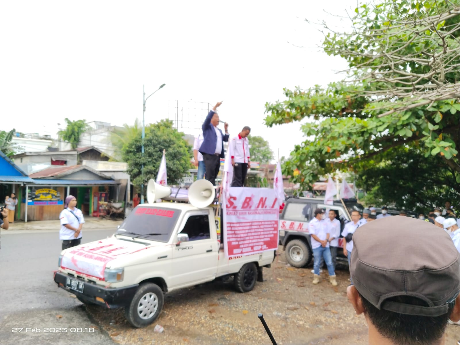 Puluhan Buruh âGerudukâ? Disnakertrans Kalsel Tuntut Kelayakan Gaji