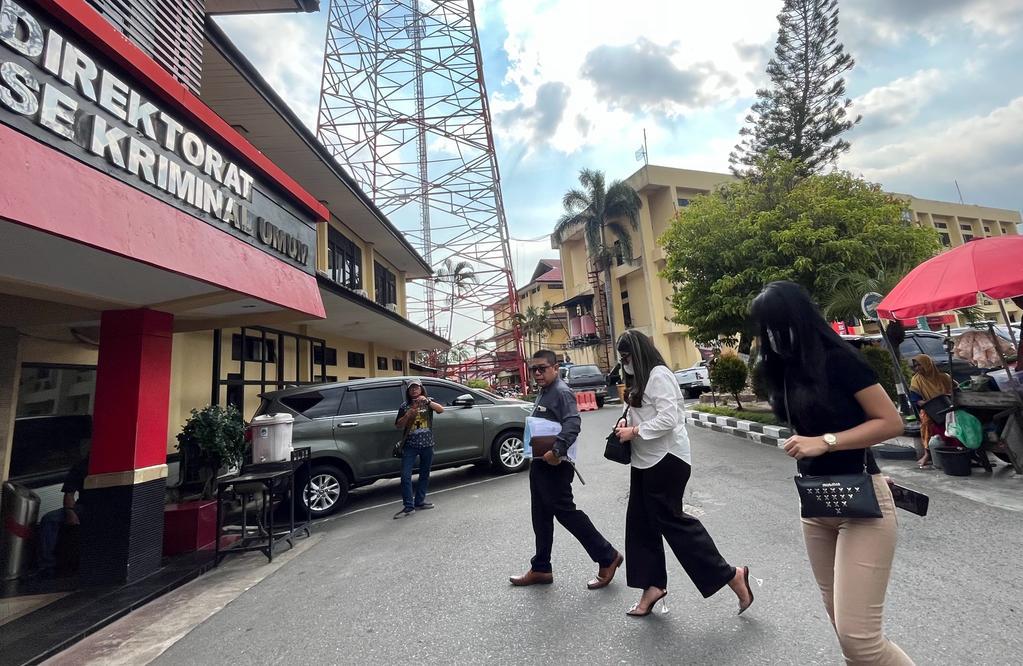 Dikatakan Kompensasi Rp 180 Juta dan Photo Gandeng Editan, Wanita Asal Bandung Membantah