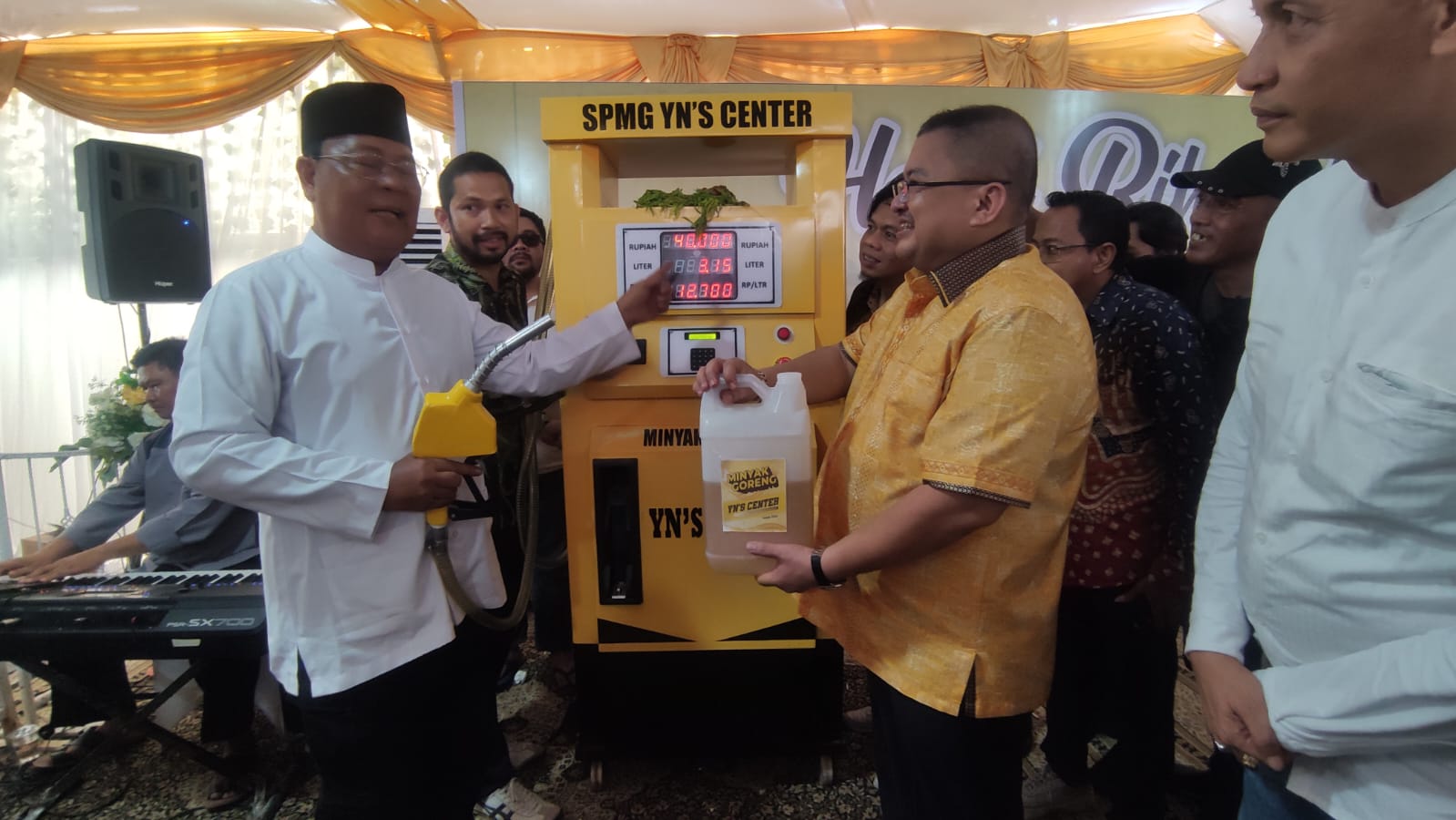 YN’S Center Luncurkan Stasiun Pengisian Minyak Goreng, Paman Birin Beri Apresiasi