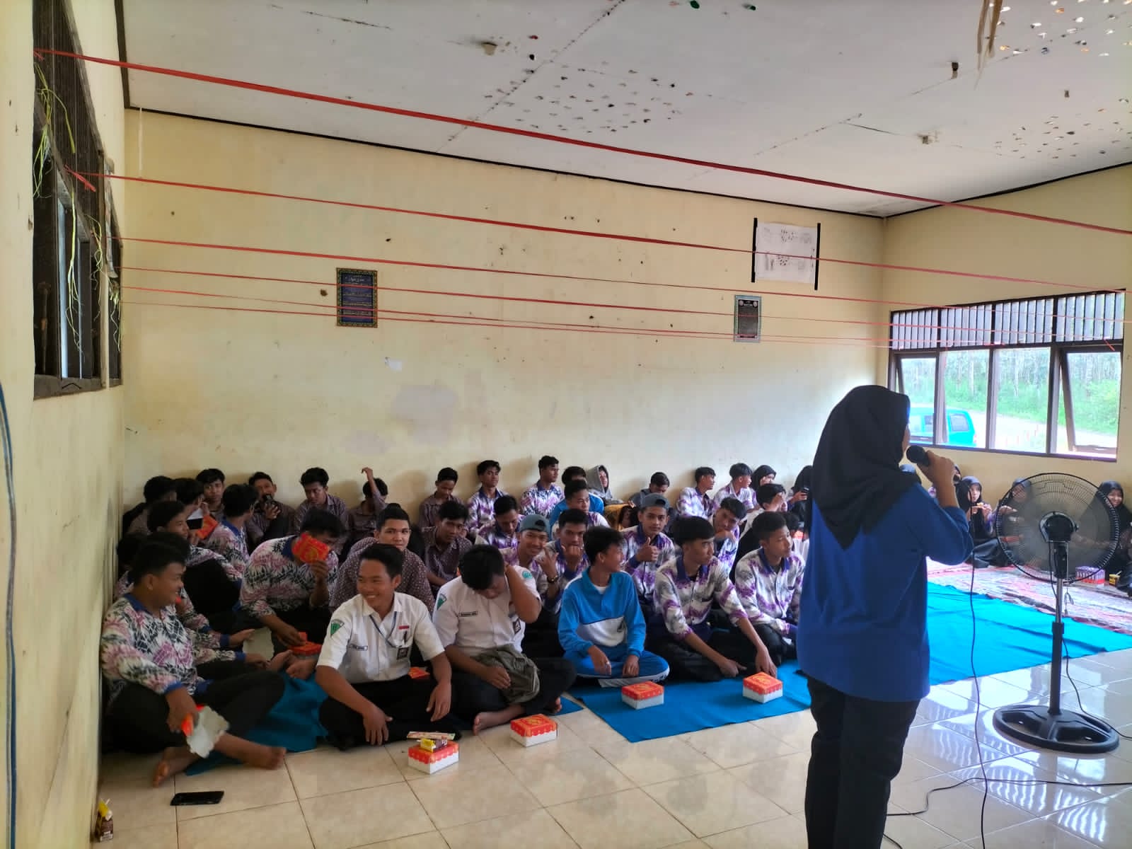 Bakesbangpol Tala Bekali Pengetahuan Bahaya Narkoba bagi Pelajar SMA