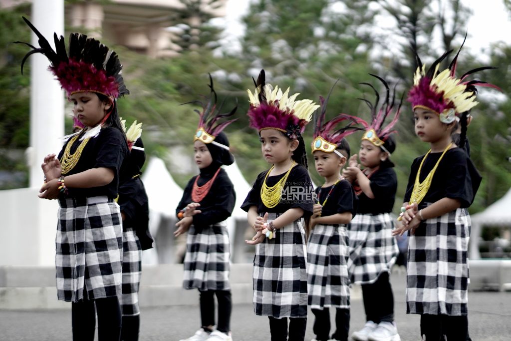 Parade Senja Awal 2023 Di Banjarbaru Tampilkan Kreasi Seni Budaya