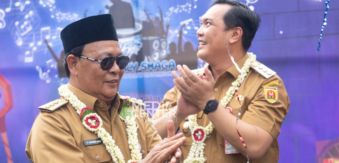 Paman Birin Sampaikan Motivasi Kepada Siswa dan Guru Saat Momentum HUT SMAGA ke – 25
