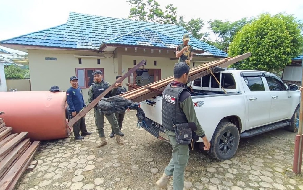 Dishut Kalsel Amankan Kayu Ilegal