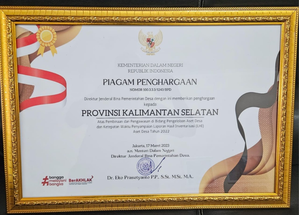 Dinas PMD Kalsel Raih Penghargaan Binwas Pengelolaan Aset Desa Dari Kemendagri