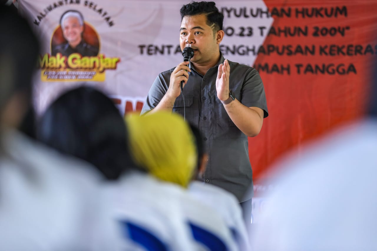 Sukarelawan Ganjar Beri Edukasi Hukum KDRT kepada Mak-Mak di Hulu Sungai Selatan