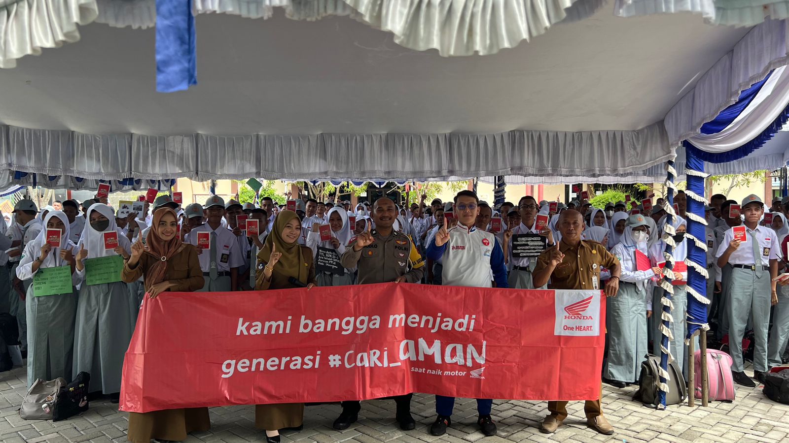 Trio Motor Kirim Tim Safety Riding ke SMKN 2 Banjarmasin
