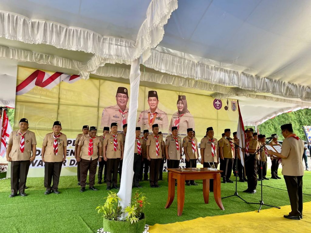 Budi Waseso Lantik Kepengurusan Mabida, Kwada Dan LPK Gerakan Pramuka Kalsel