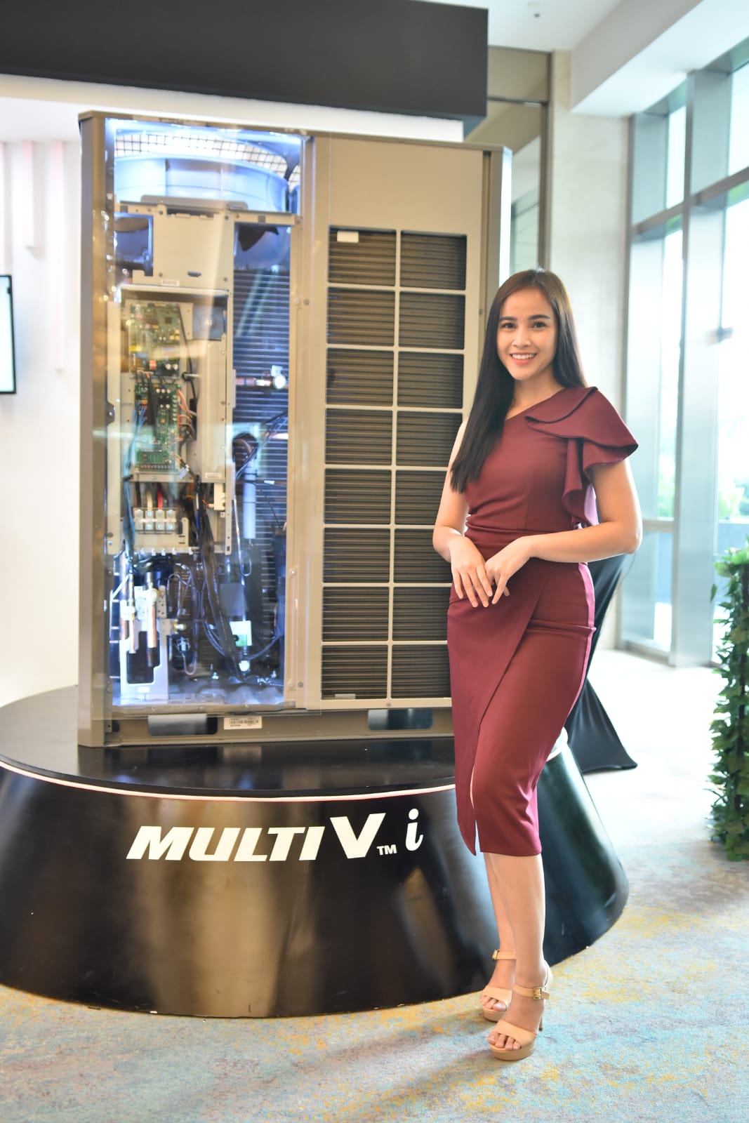 LG Luncurkan Multi V i, Solusi AC Komersial Hemat Energi dengan AI