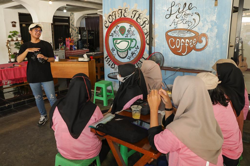 Srikandi Ganjar Buka Kelas Fotografi untuk Perempuan Milenial di Banjarbaru