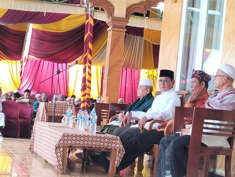 Ponpes Nurul Hijrah Jorong HalBil, Dihadiri Paman Birin