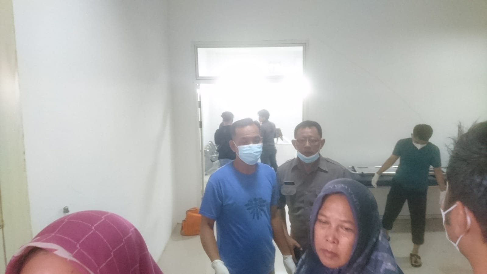 Geger Perkelahian di Gang Jemaah II Siang Bolong , Satu Korban Tewas Bersimbah Darah