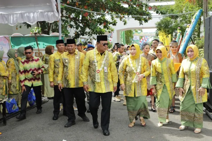 Paman Birin, Indonesia Dihadapkan Dengan Ancaman Resesi Dunia