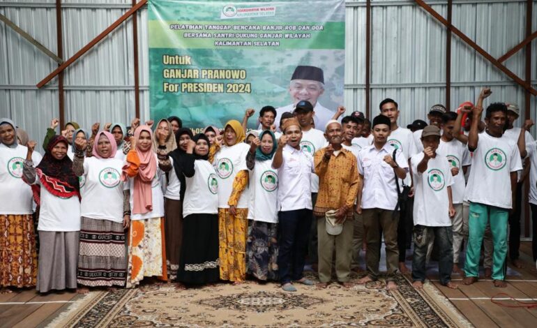 Santri Ganjar Gelar Pelatihan Tanggap Bencana Banjir Rob untuk Warga Pesisir di Kalsel