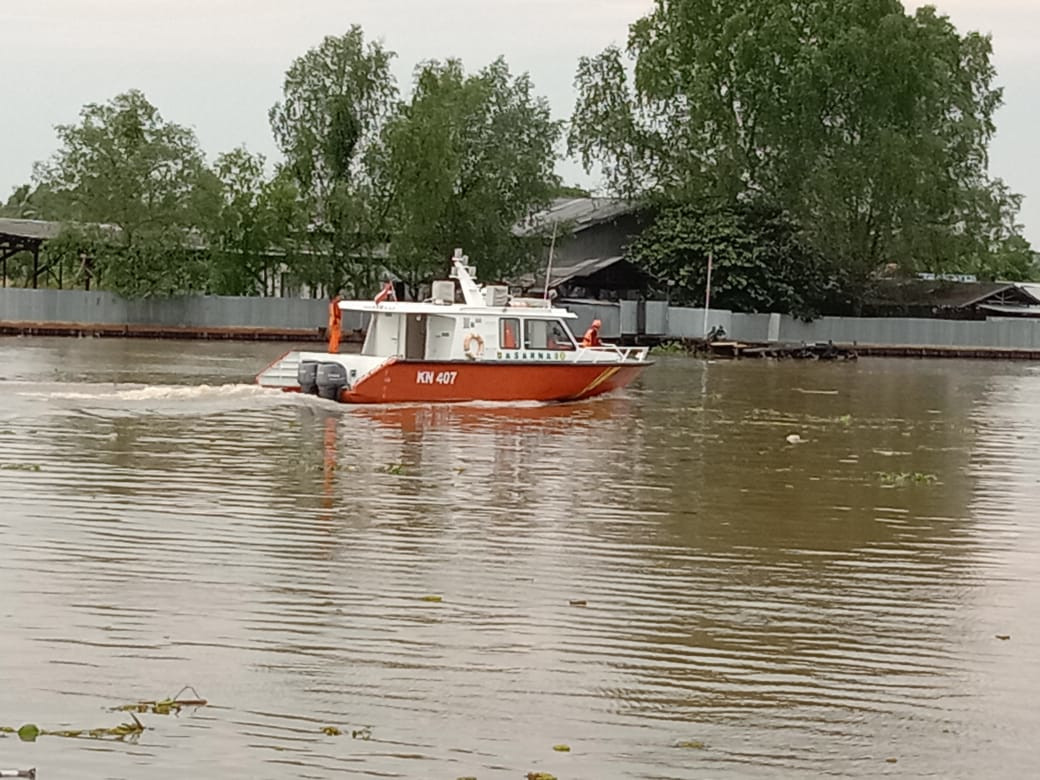 Basarnas Banjarmasin Lakukan Pencarian Seorang Penumpang Kapal Loncat di Perairan Tanjung Selatan