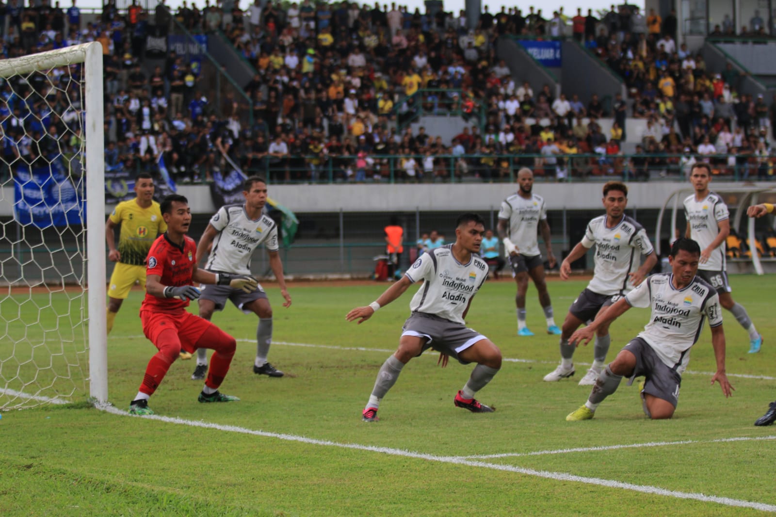 Sempat Tertinggal 0-1, PS Barito Akhirnya  Tekuk Persib Bandung 2- 1