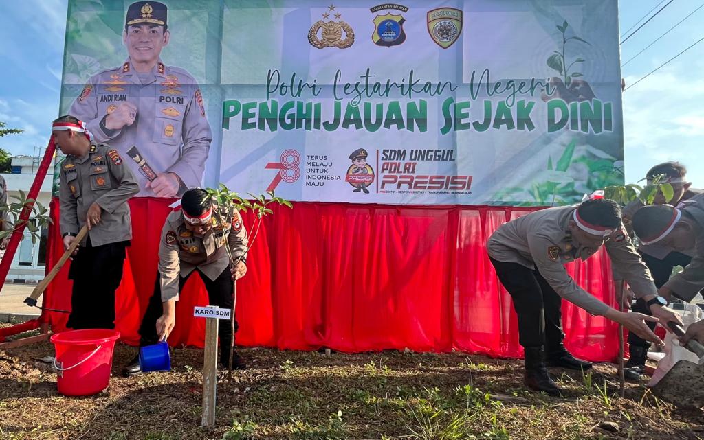 Peringati HUT ke-78 Republik Indonesia, Biro SDM Polda Kalsel Lakukan Penanaman 1.000 Bibit Pohon