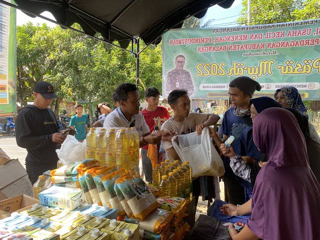 Inovasi âBapamu Kuatâ? DKUKMPP Balangan Untuk Penuhi Kebutuhan Pokok dan Kendalikan Inflasi