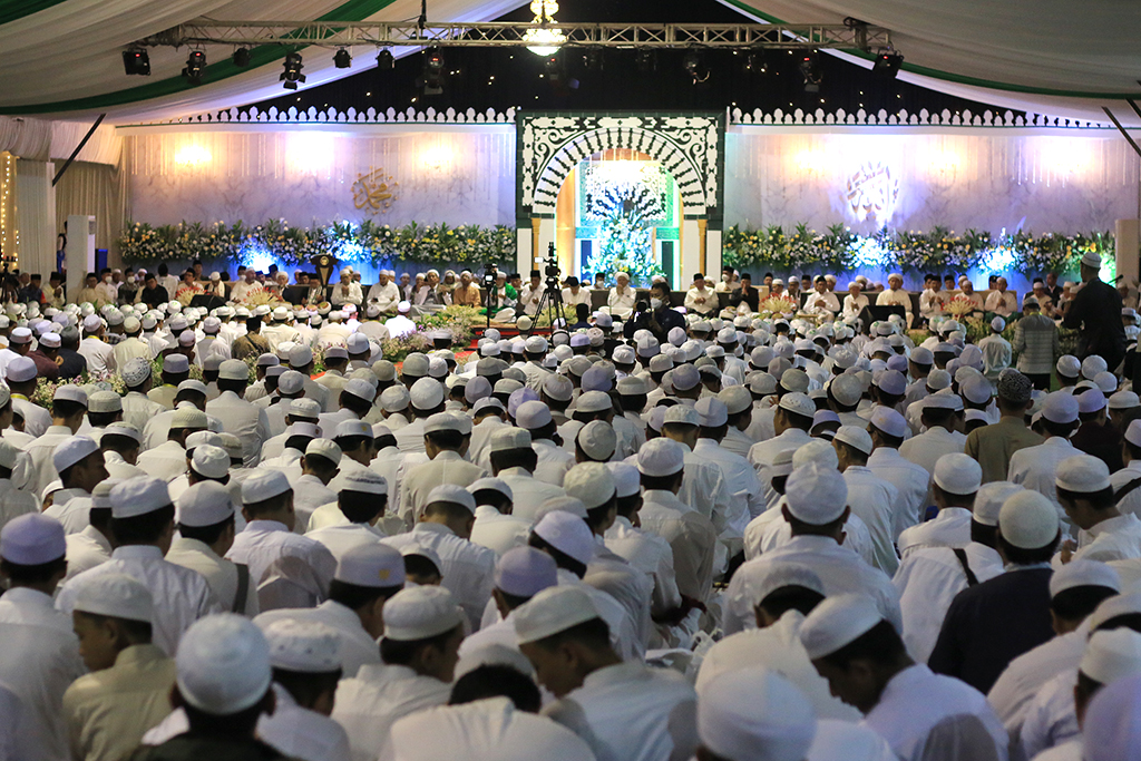 Gubernur Kalsel : Haul Ke-18 Abah Guru Sekumpul ,Jawab Kerinduan
