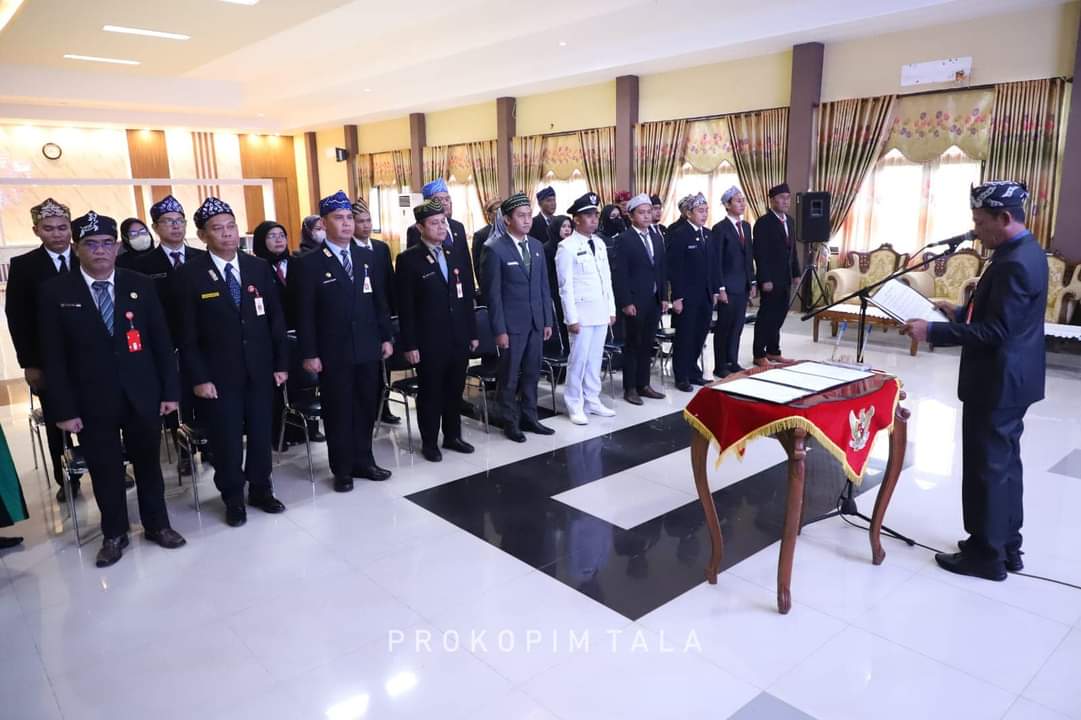 Bupati Tala Harapkan Pejabat Yang Dilantik untuk Bhakti dan Mengabdi Untuk Warga