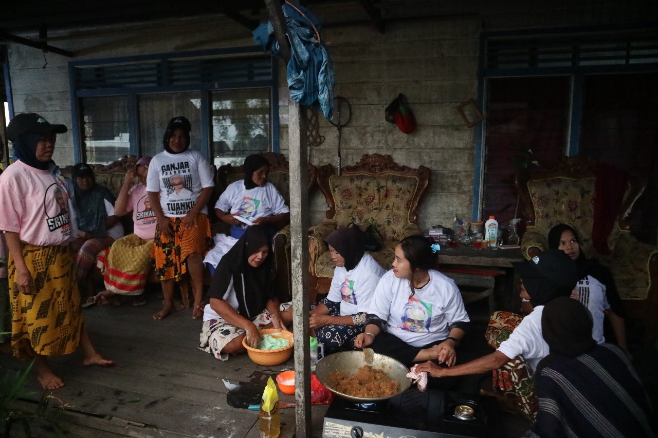 Ini Cara Srikandi Ganjar Kenalkan Kuliner Wadai Kakicak Khas Banjar Kepada Masyarakat di Kalsel