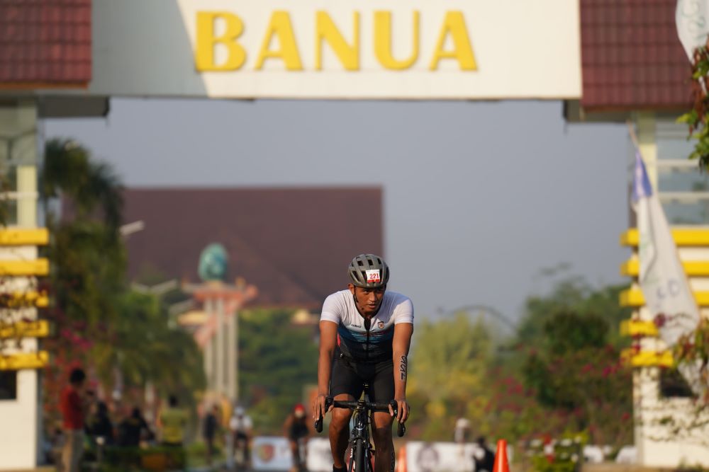 Ratusan Orang Meramaikan Sport Tourism Banua Triathlon Chalenge