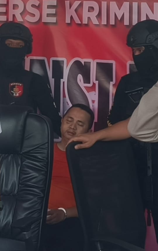 Iptu Gadungan Penipu 24 Calon Anggota Polri Nyaris Pingsan saat Press Release, Ini Sebabnya