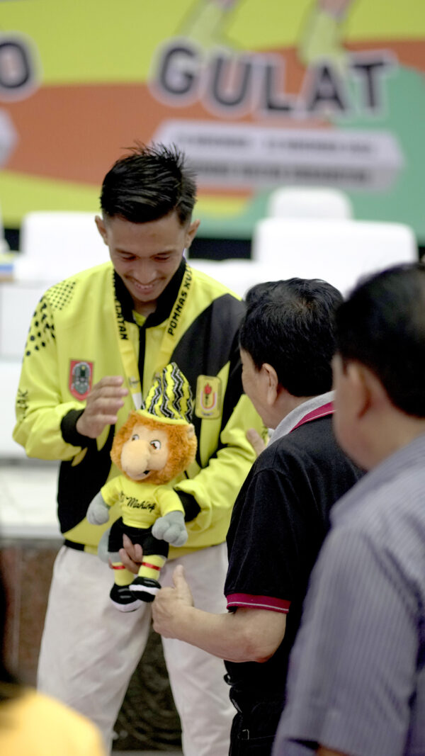 Arlet Kempo Kalsel Raih Medali Perak