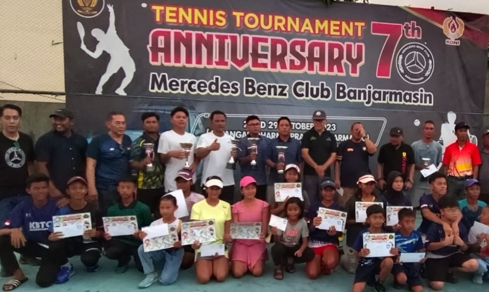 Juara Tenis Anniversarry 7 MBC, Quorra Princy dan Rosyid Wori