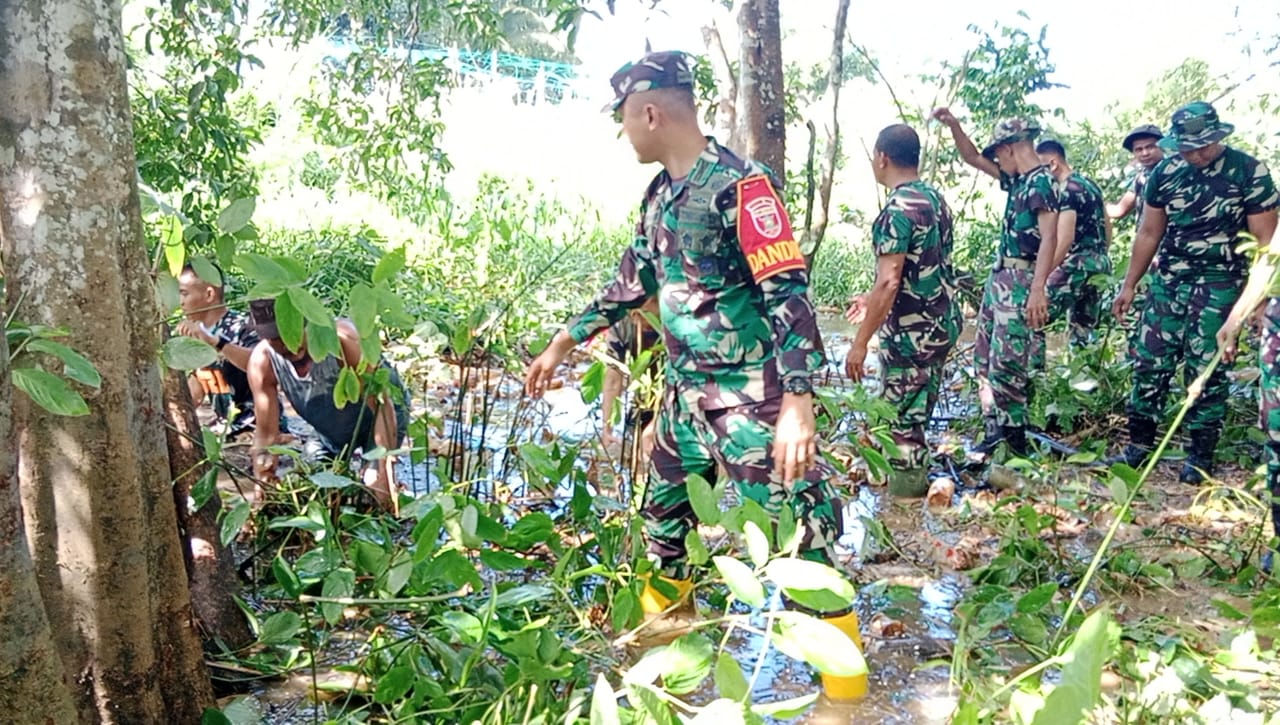 Kodim 1002/Hulu Sungai Tengah Laksanakan Karya Bakti