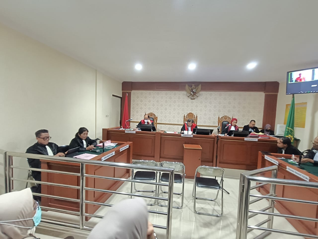 Vonis 3 Bulan Penjara Mujahidin Diwarnai Dissenting Opinion Hakim