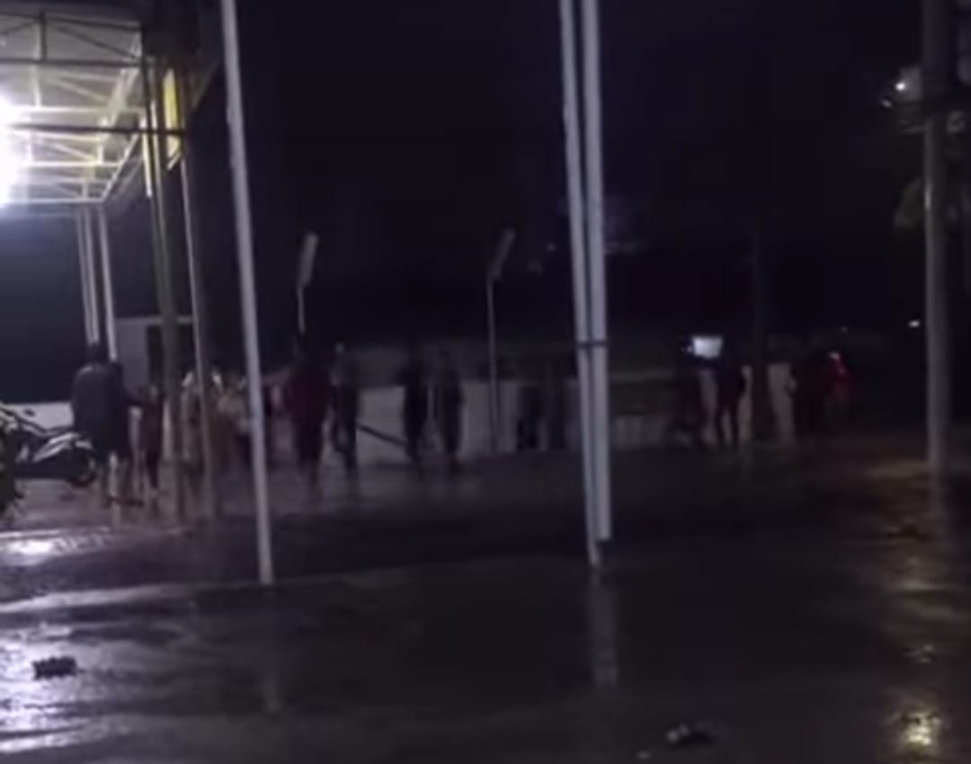 Video Viral, Sekelompok Remaja Bersajam Berkumpul di Kawasan Jalan Kramat Banjarmasin