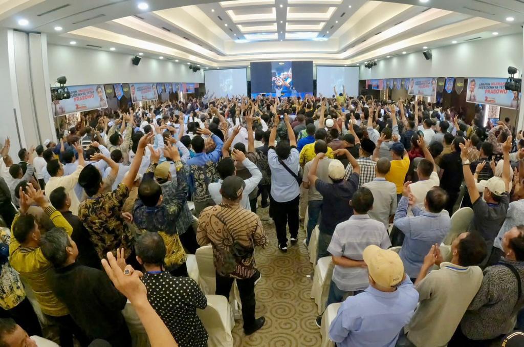 Rapatkan Barisan Kawal TPS, Ribuan Relawan Tim Dozer Gelorakan Slogan “Kita Badingsanak Selawasan”