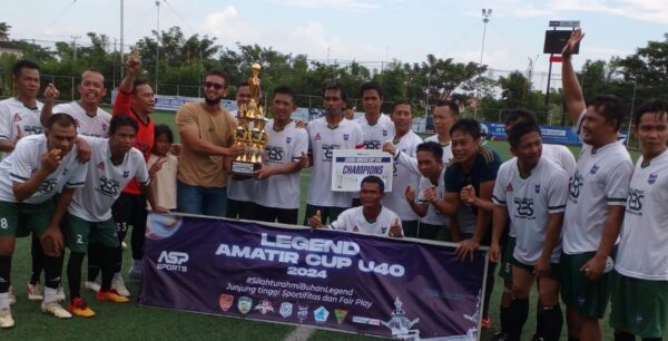 Tim RBS AllStars Juarai Turnamen Sepakbola Legend U40