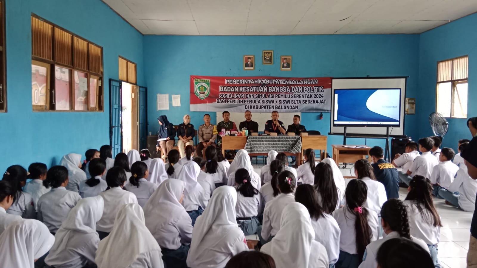 Simulasi Pemilu 2024 untuk Pelajar SMA di Halong
