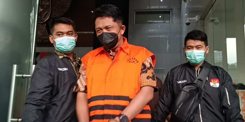 Kepala BPPD Sidoarjo Tersangka Dugaan Korupsi Pemotongan Dana Insentif