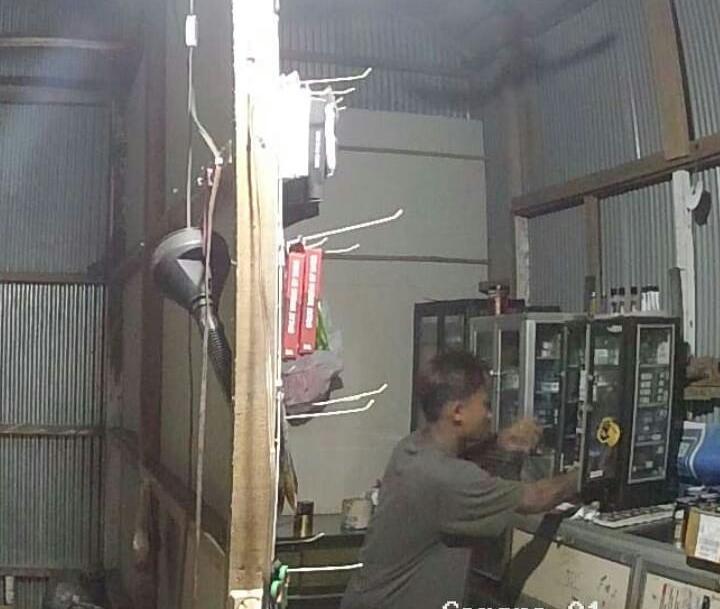Polisi Bekuk Remaja Maling Toko Ponsel dan Rokok