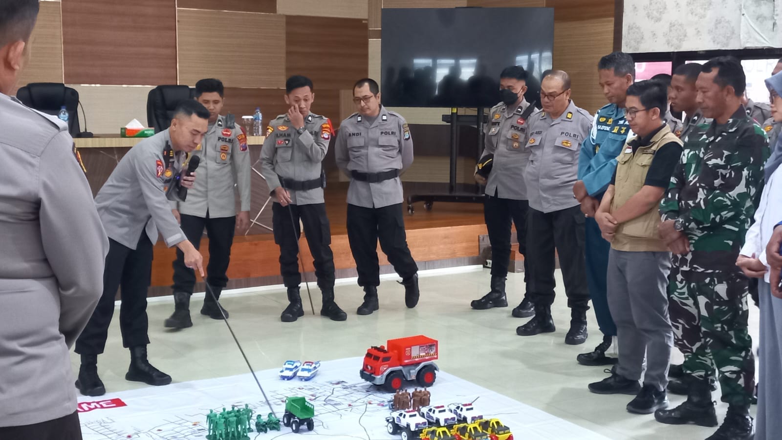 Polres Kotabaru Gelar Tactical Floor Game Untuk Pengamanan Pemilu