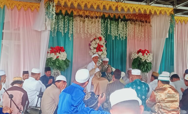 Ribuan Jemaah Hadiri Peringatan Isra Mi’raj Di Majelis Thoha 77, Kehadiran Pj Bupati Batola Disambut Hangat