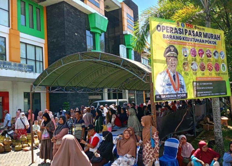 Sambut Ramadan, Paman Birin Gelar Pasar Murah