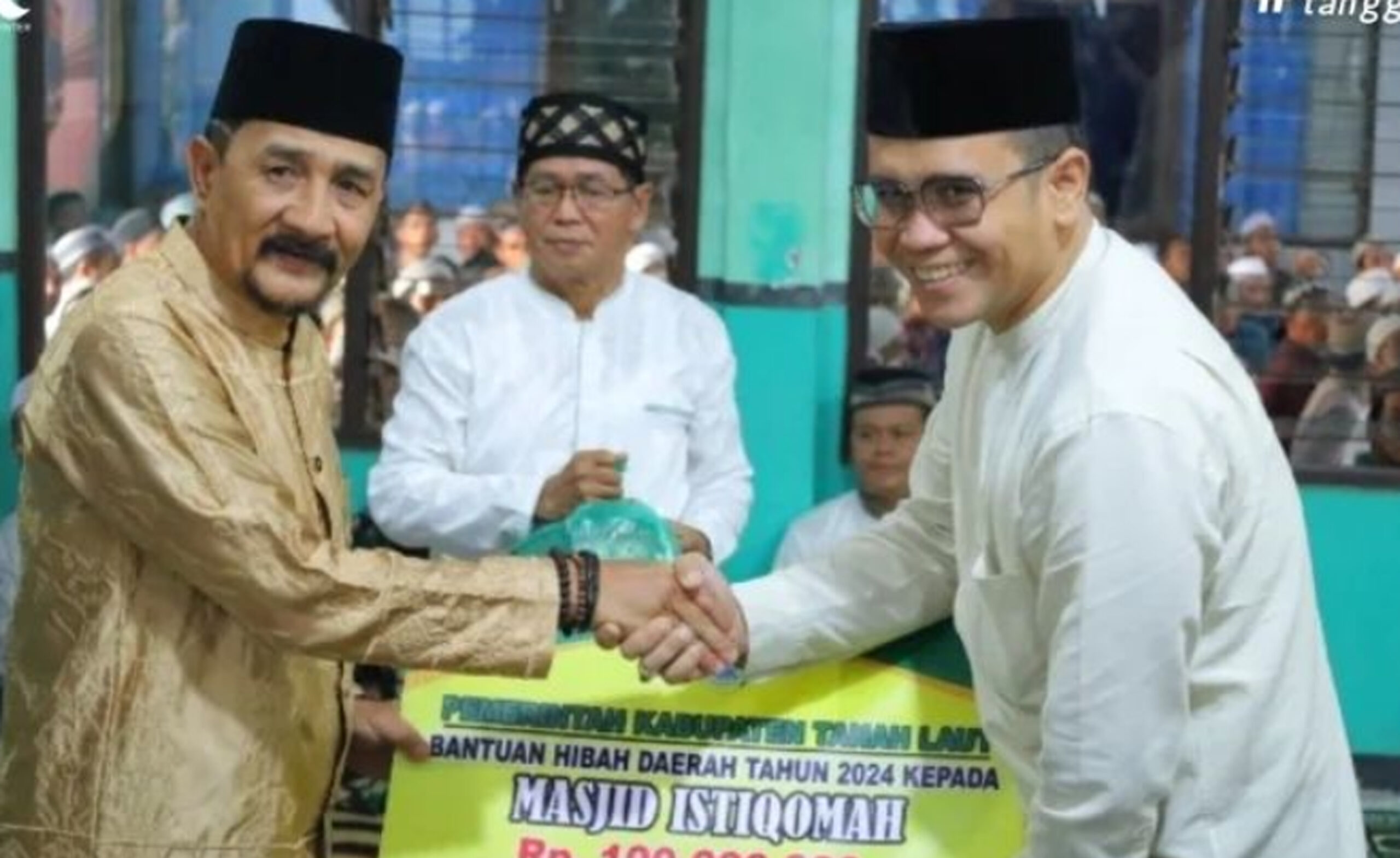 Pj. Bupati Tala Serahkan Bantuan 100 Juta Untuk Masjid Istiqomah Rutan Kelas II B Pelaihari