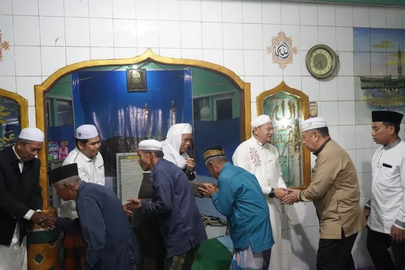 Pj Bupati HSS Safari Sahur Ramadan di Desa Tawia