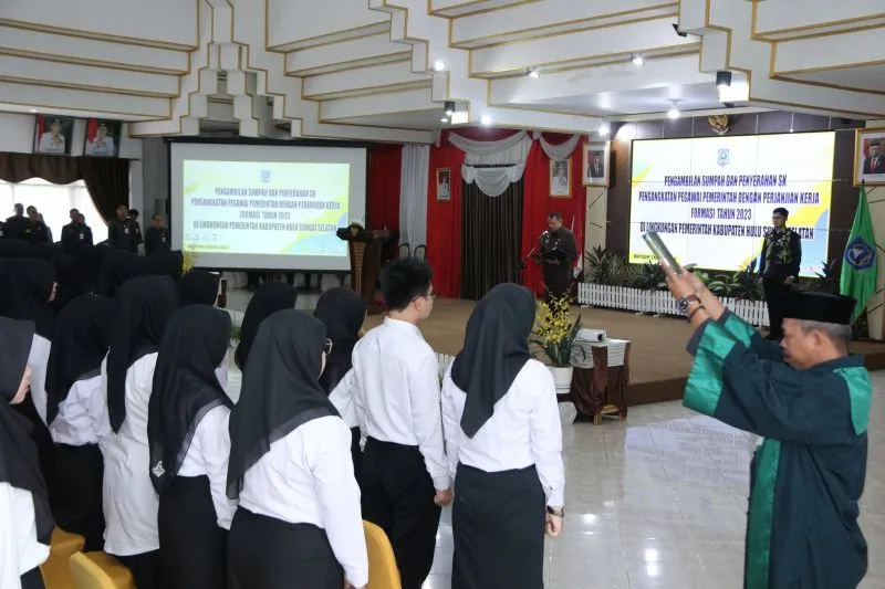 252 PPPK Kabupaten HSS Terima SK Pengangkatan