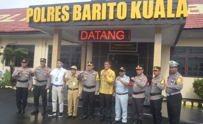 Sekwan Batola Hadiri Apel Gelar Pasukan Operasi Keselamatan Intan 2024.