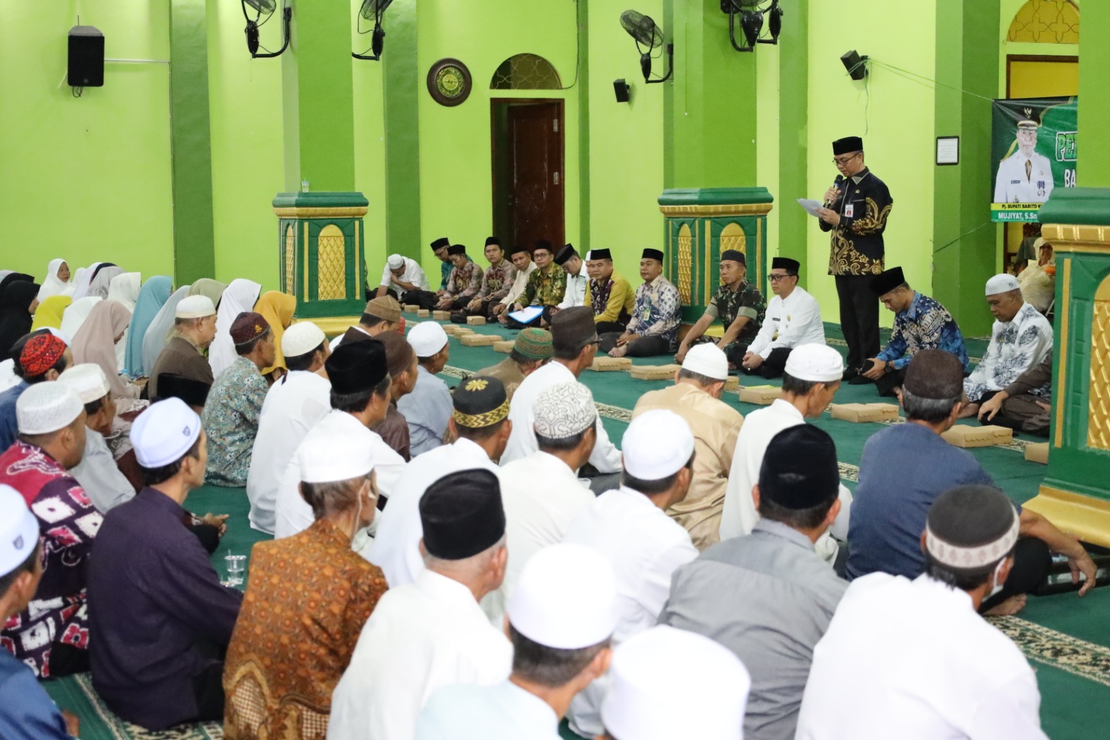 Pj Bupati Batola Resmikan Pembukaan Manasik Haji Massal 1445 H
